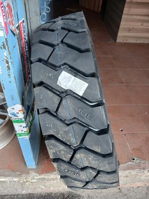 Road Hiker Tyres Size 8.25r15 - thumbnail 2