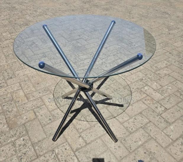 Top Glass Eames Table - main view