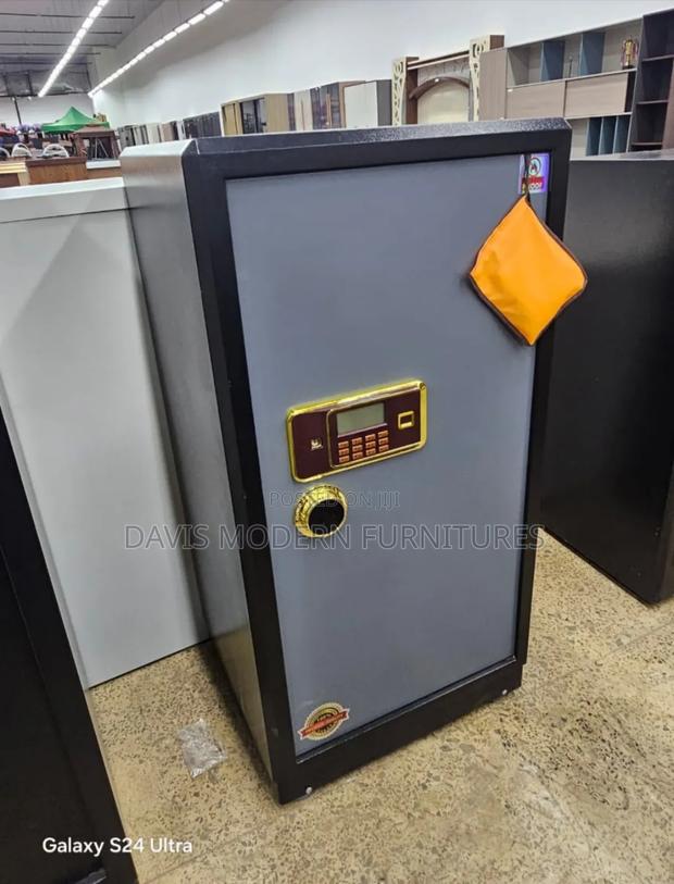 Safe Carbinet Box - main view