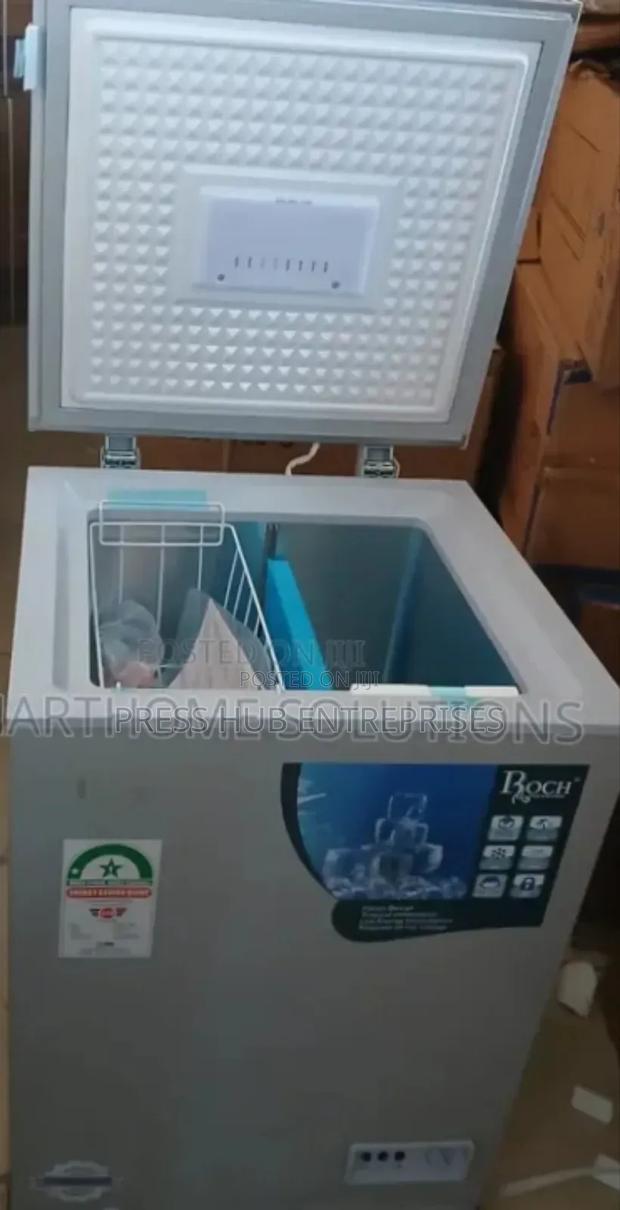 Roch RCF-130-G Chest Freezer." - main view