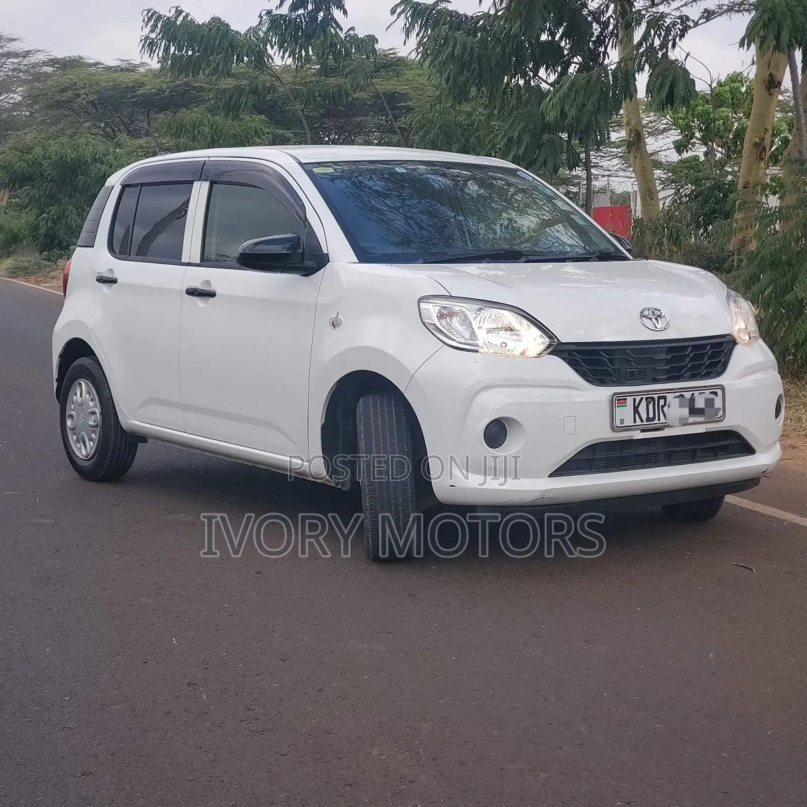 Toyota Passo 1.0 FWD 2017 White