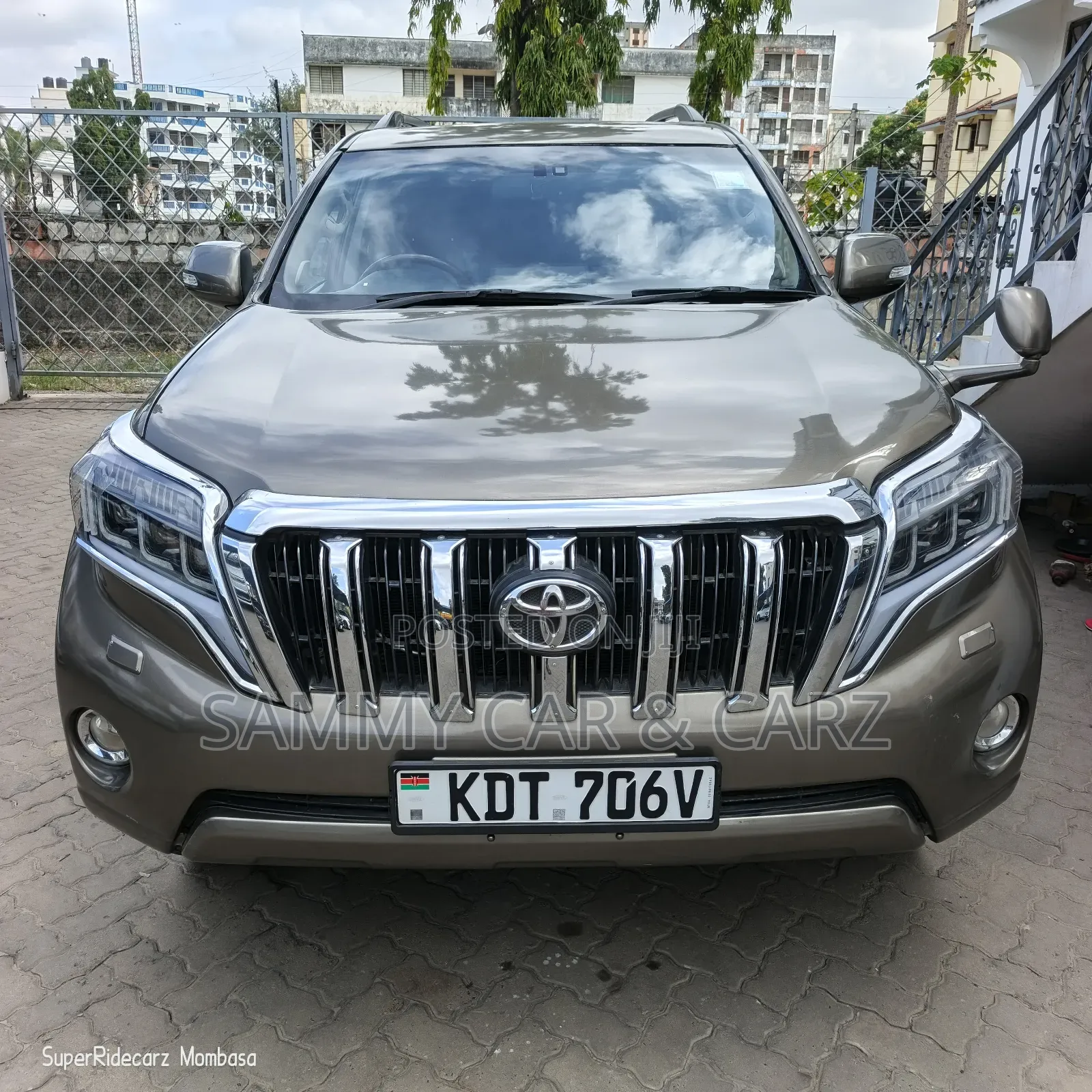 Toyota Land Cruiser Prado 3.0 D-4D (190 Hp) 7 seats 2015 Beige