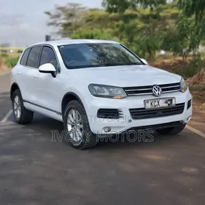 Volkswagen Touareg 2013 White