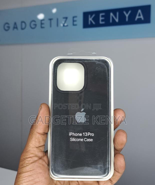Thick Silicone Matte Back Case Cover for iPhone 13 Series - thumbnail 8