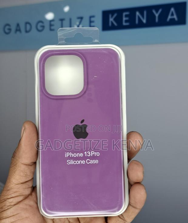 Thick Silicone Matte Back Case Cover for iPhone 13 Series - thumbnail 9