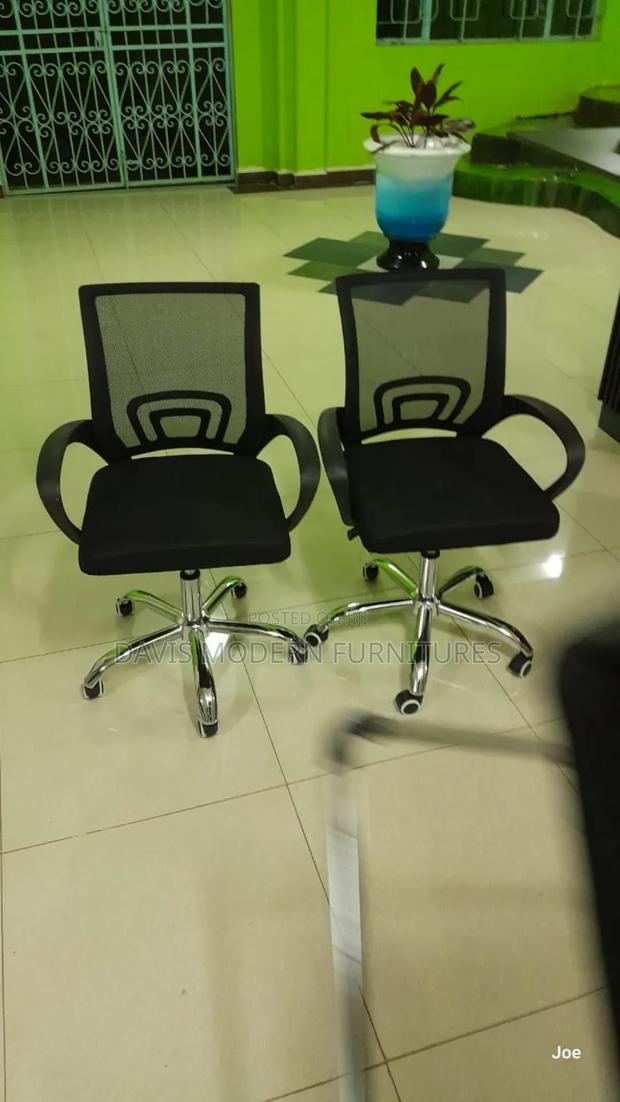 Mesh Chair - main view