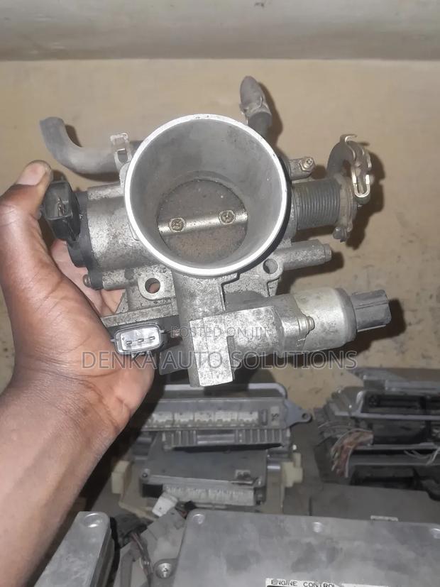 Subaru Impreza Throttle Body - thumbnail 3
