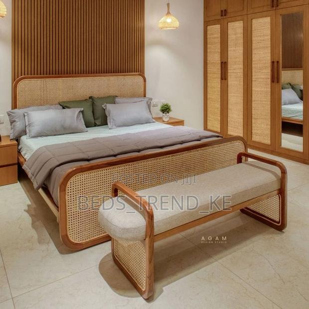 Memorable Classy Bed 5 by 6 + Resting Couch