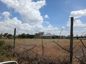 Kitengela, 2 Acres Near Ostrich Farm