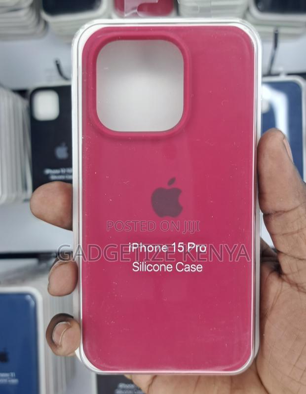 Thick Silicone Matte Back Case Cover for iPhone 15 Series - thumbnail 7
