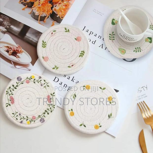 Woven Mats - main view