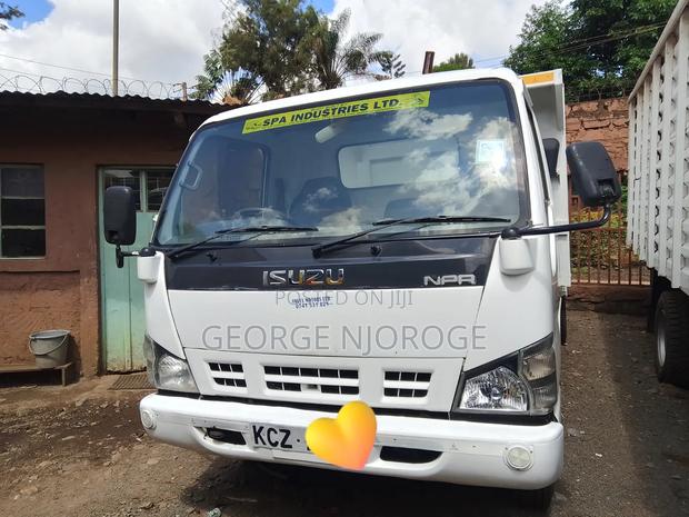 Isuzu NPR Tipper - thumbnail 3