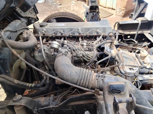 Isuzu NPR Tipper - thumbnail 4