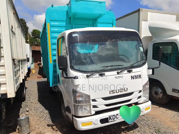 Isuzu NMR KDC - thumbnail 2