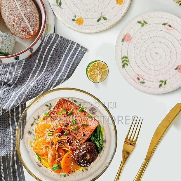 Woven Mats - main view