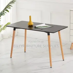 Diinning Table