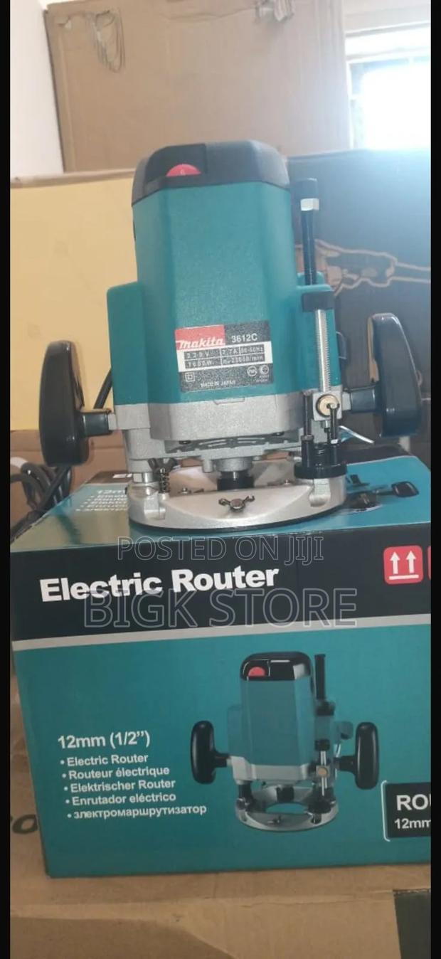 Makita Electric Wood Router - main view