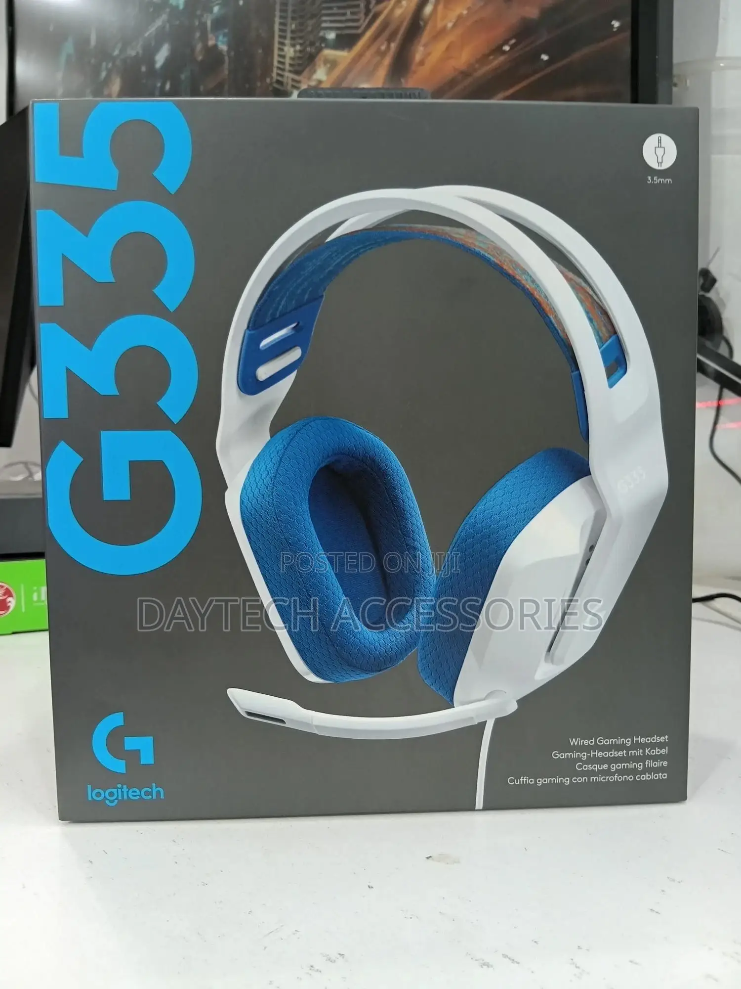 Logitech G335 Lightweight Gaming Wired Over Ear Headphones With Mic