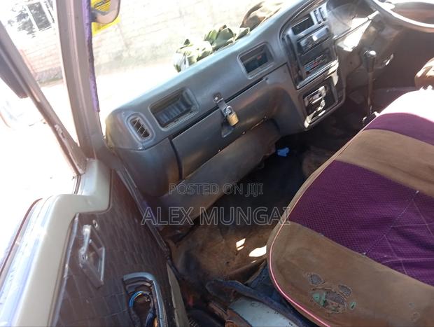 Nissan Caravan (Urvan) 1996 Grey - thumbnail 4