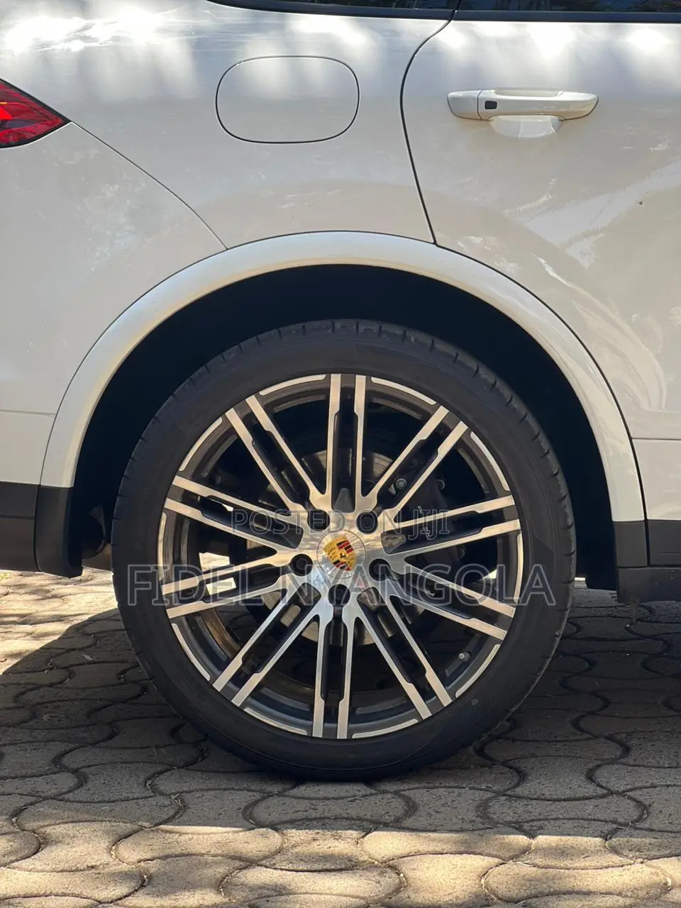 Porsche Cayenne Platinum Edition AWD 2018 White