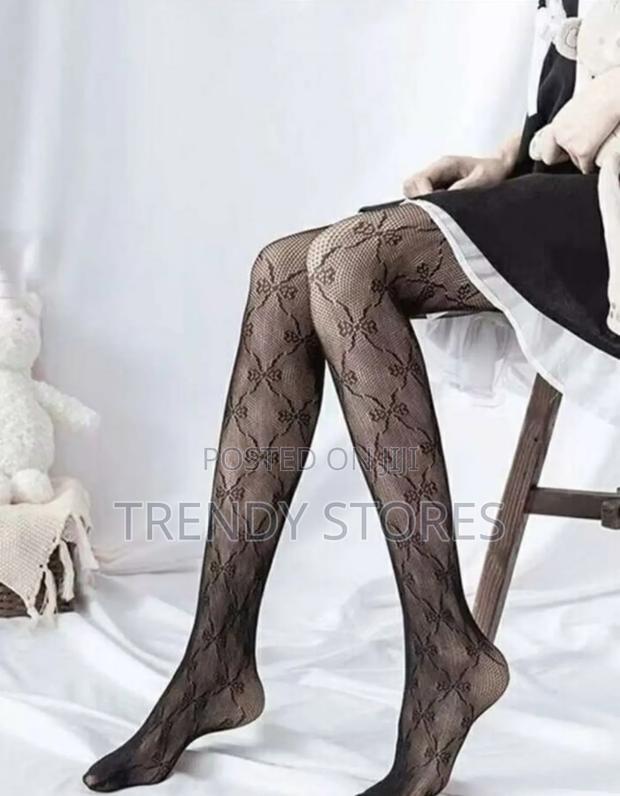 Tight Stockings - thumbnail 3