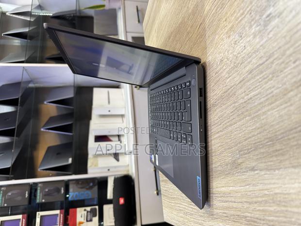 Laptop Lenovo Ideapad 3 16GB Intel Core I5 SSD 512GB - main view
