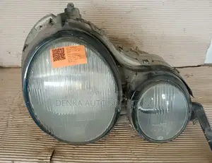 Mercedes-Benz E-Class W210 Sedan Headlights