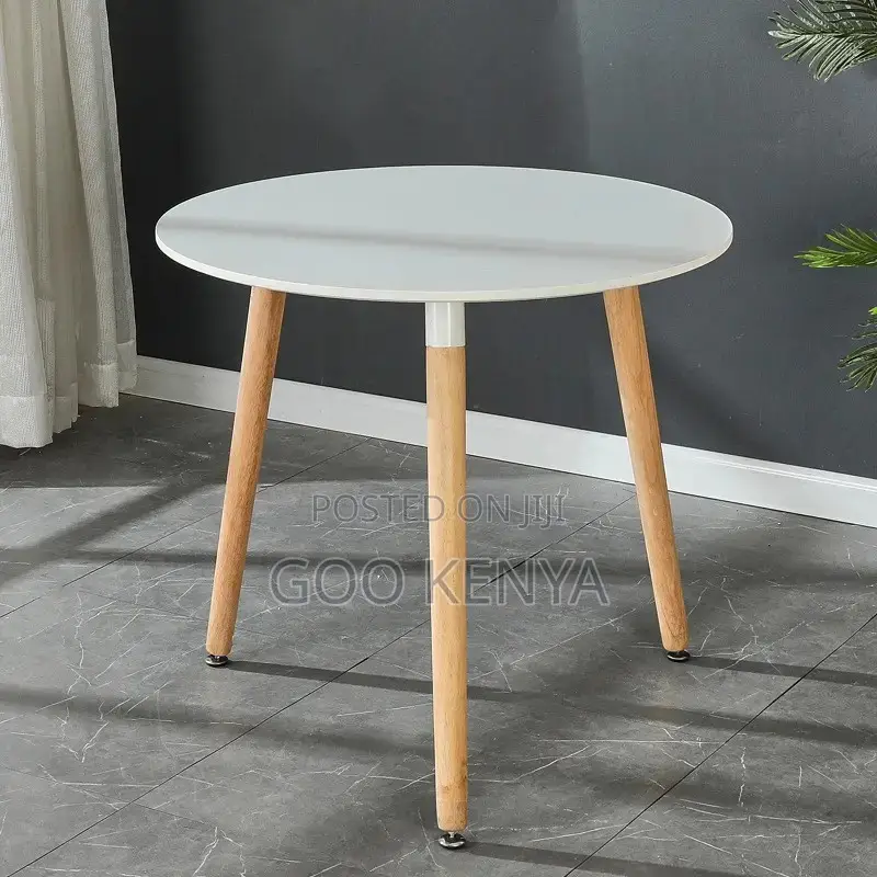 Home Table; Solid Wood Round Dining Table – Three-leg Design