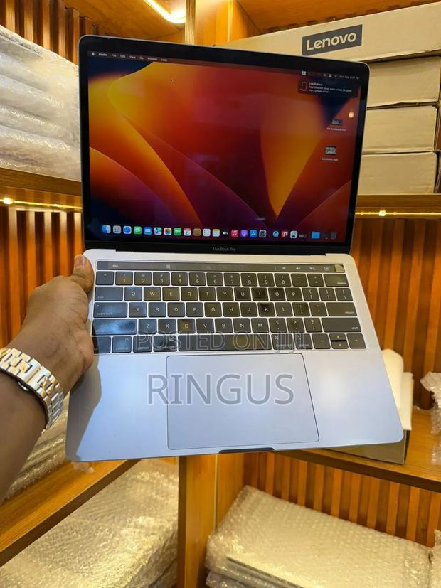 Laptop Apple MacBook Pro 2019 16GB Intel Core I7 SSD 256GB - thumbnail 2