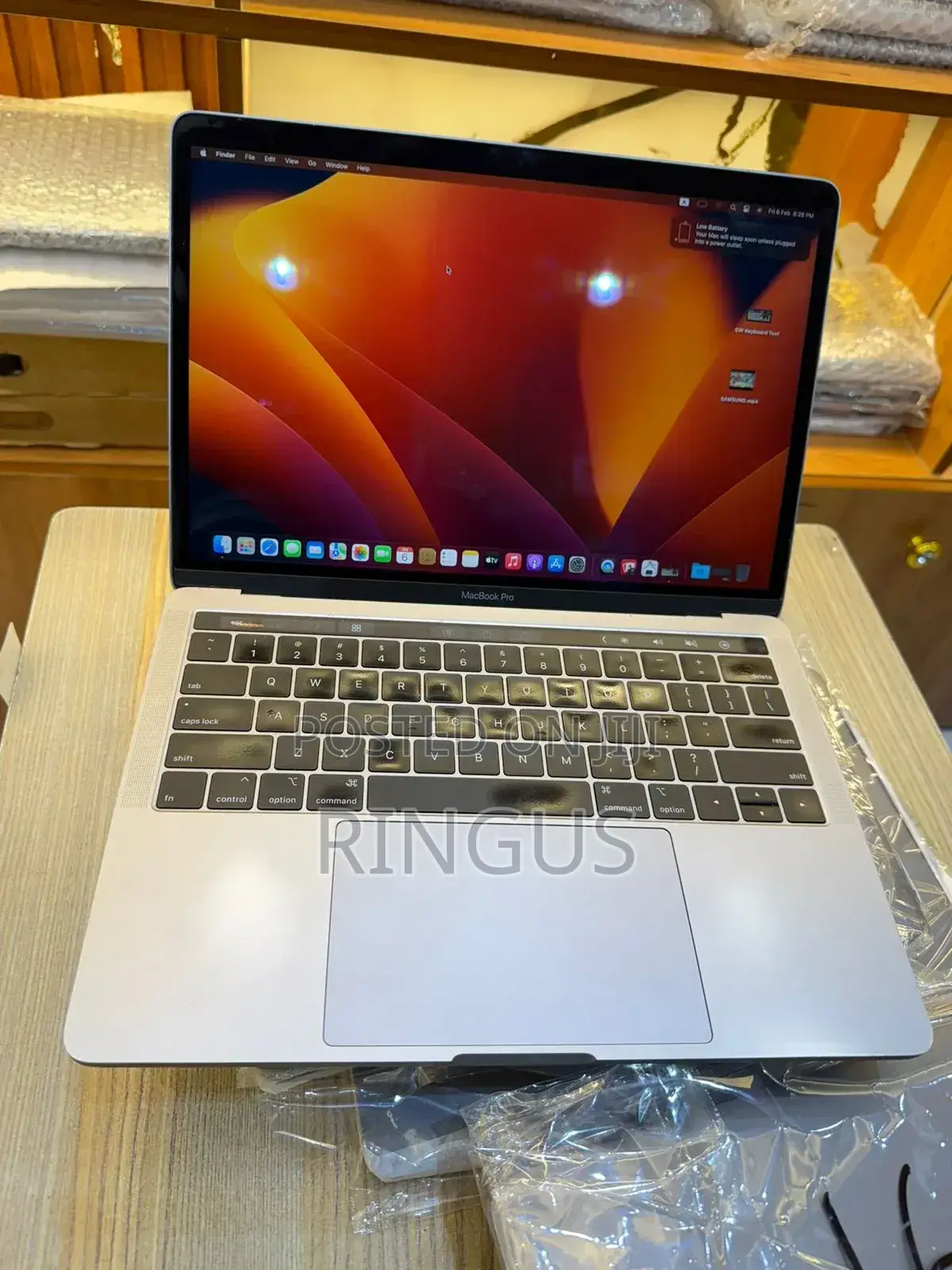 Laptop Apple MacBook Pro 2019 16GB Intel Core I7 SSD 256GB