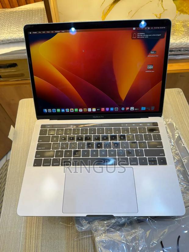 Laptop Apple MacBook Pro 2019 16GB Intel Core I7 SSD 256GB - thumbnail 4