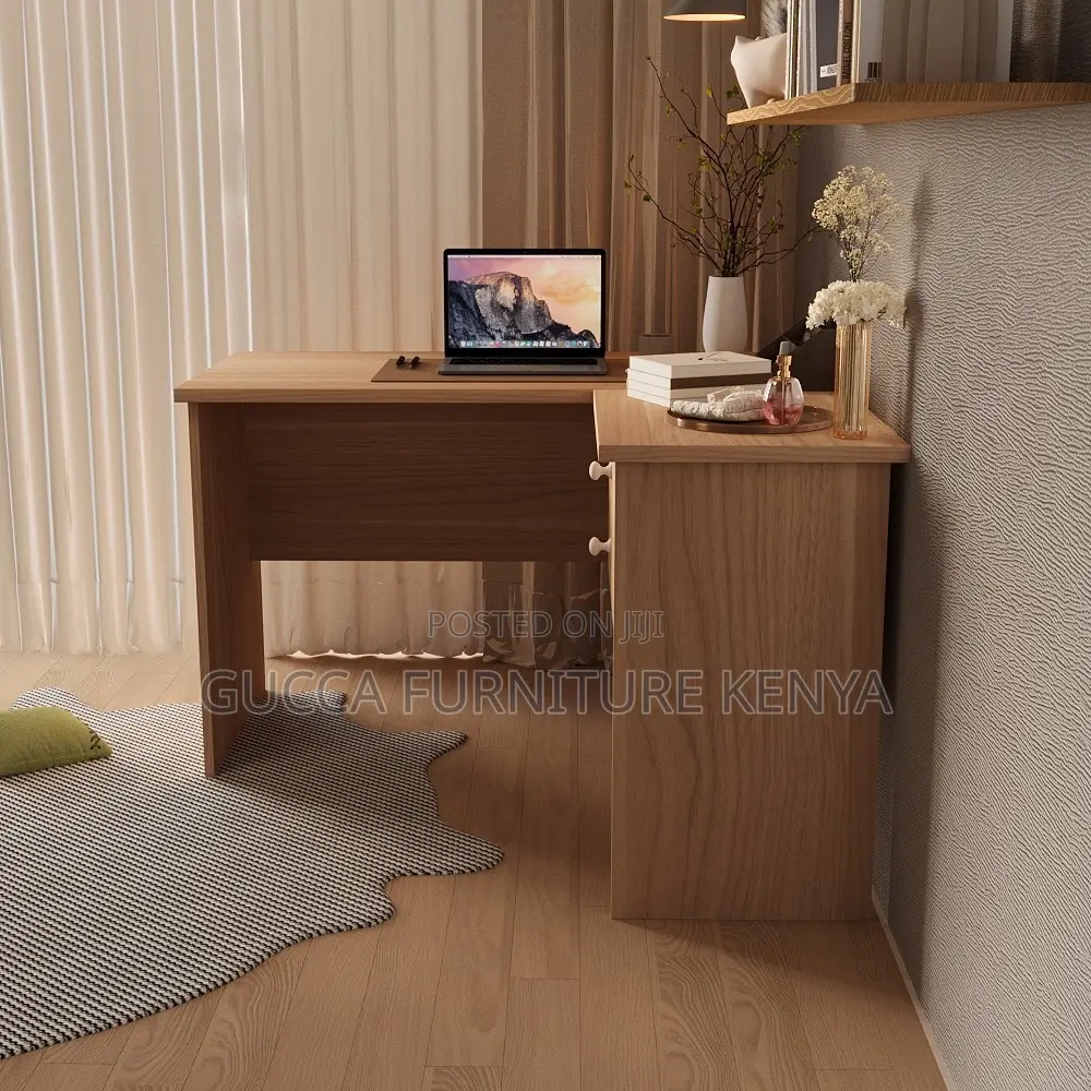 Customized 1400mm L Shape Corner Table