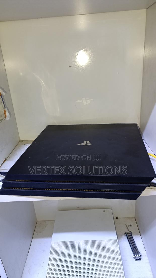 Ps 4 Slim Chipped - main view