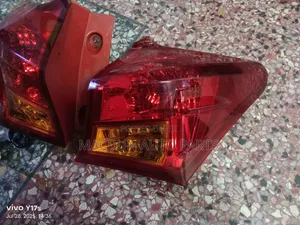 Auris 2012 Taillights Each