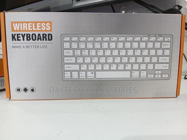 Wireless Ultra-Thin Universal Keyboard - White - thumbnail 3