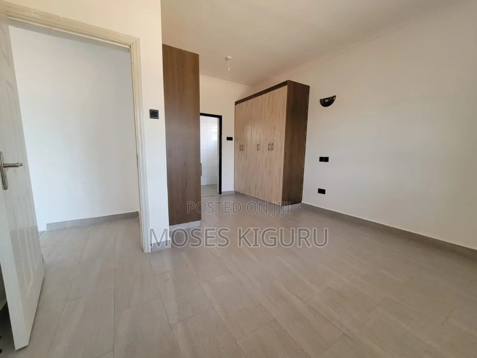 3bdrm Bungalow in Kenyatta Road for rent