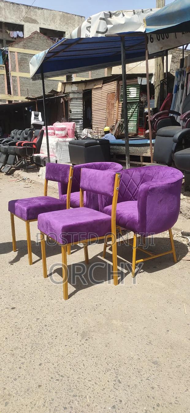 Manicure Technician Seat And Client Chair - main view