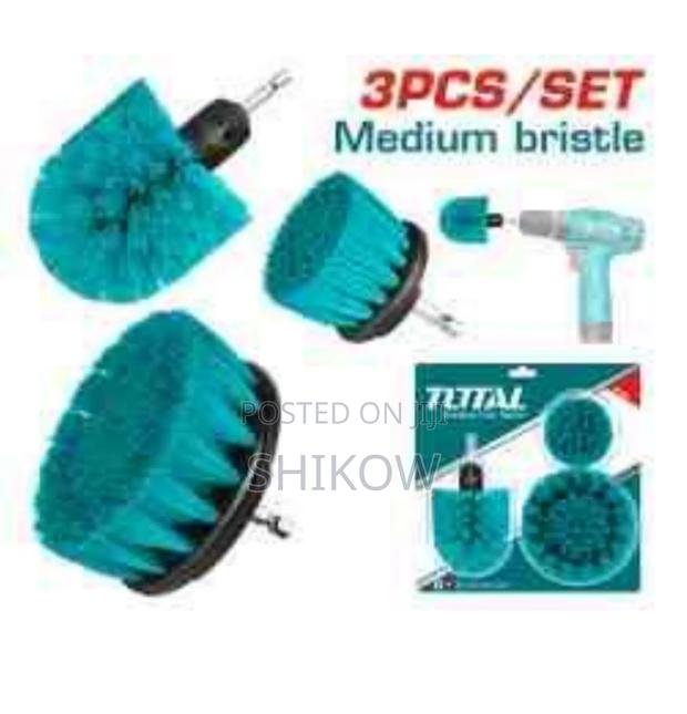 3 PCS Medium Bristle
Brush Set