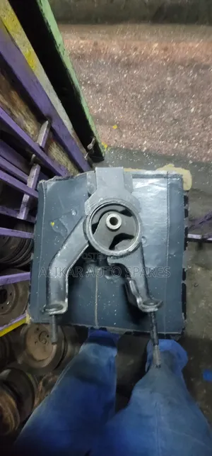 Toyota Voxy Gear Mounting