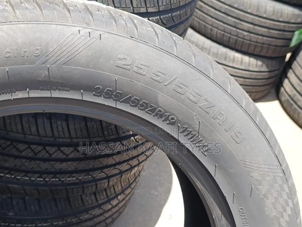 255/55r19 Yusta Tyre - thumbnail 2