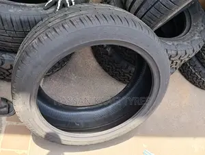 235/45r21 Yusta Tyre