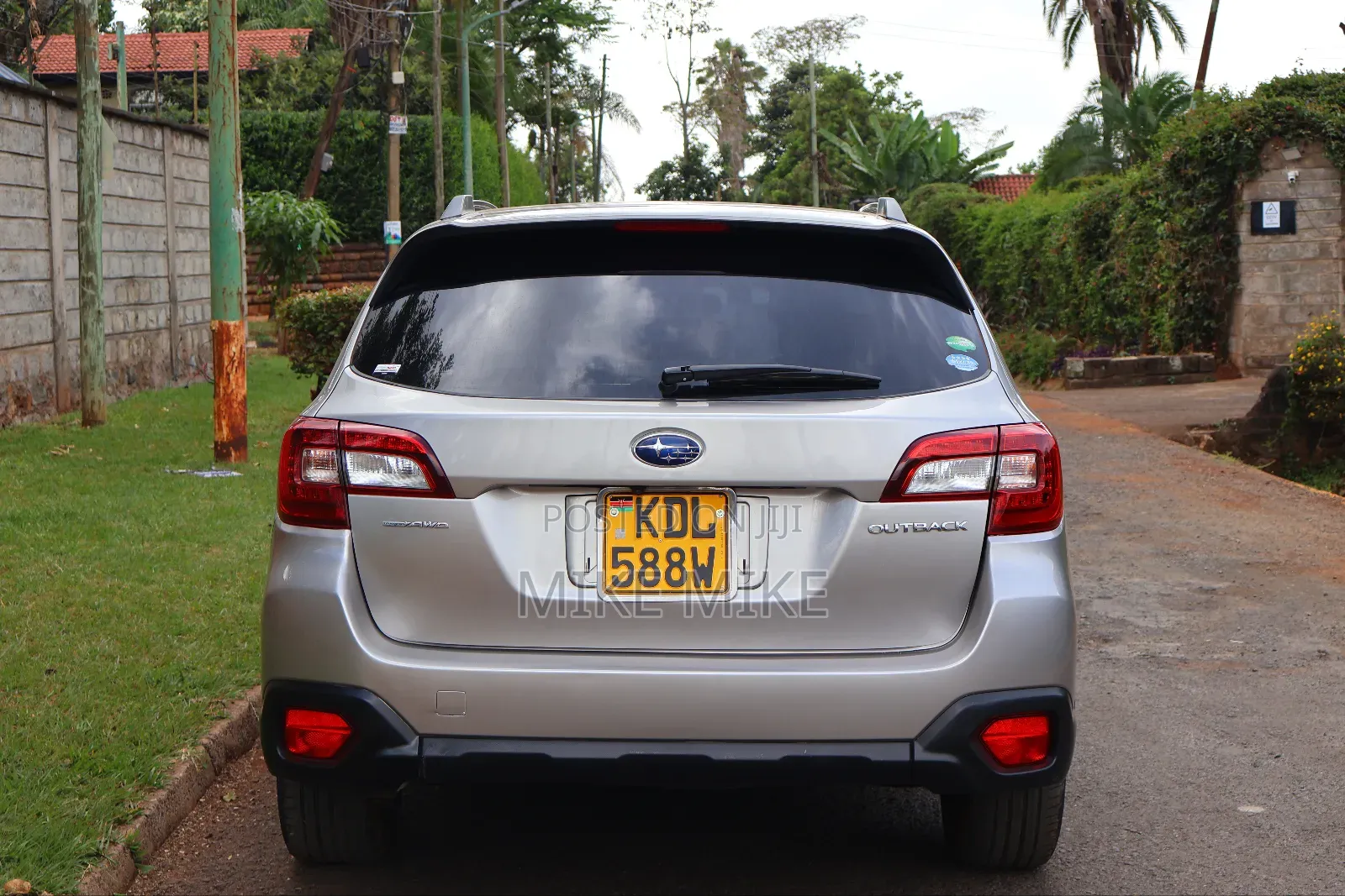 Subaru Outback 2.5i AWD 2016 Gold