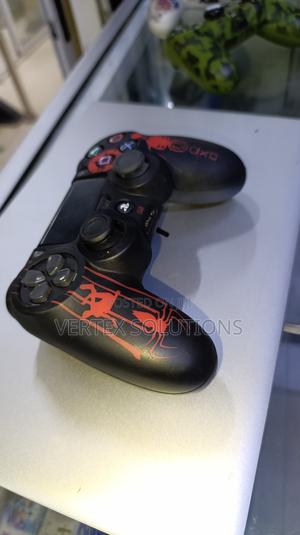 Ps 4 Console - thumbnail 2