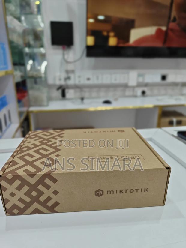Mikrotik Rb951 - thumbnail 2