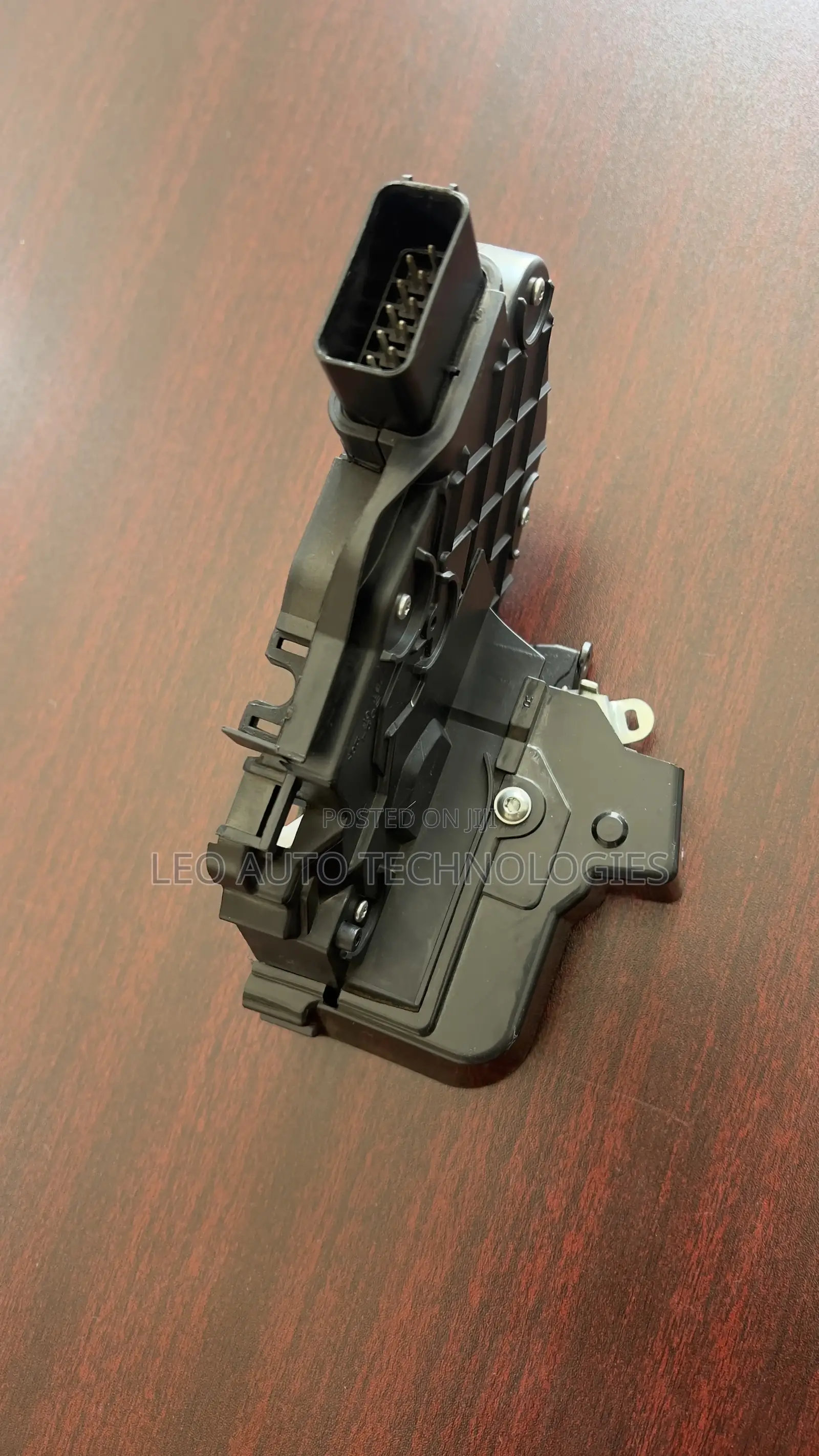 Door Latch for Land Rover Discovery 4