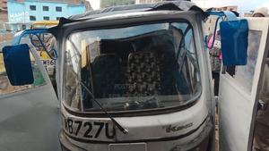 TVS King Cargo 2019 White - main view