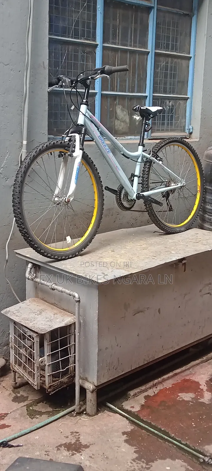 Ex Uk Size 26 Breeze Bicycle