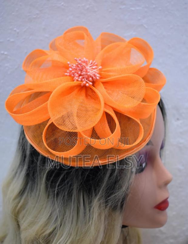 Multicoloured Globe Fascinators - thumbnail 4