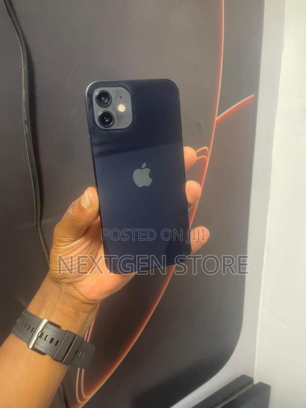 Apple iPhone 12 128 GB Blue - main view