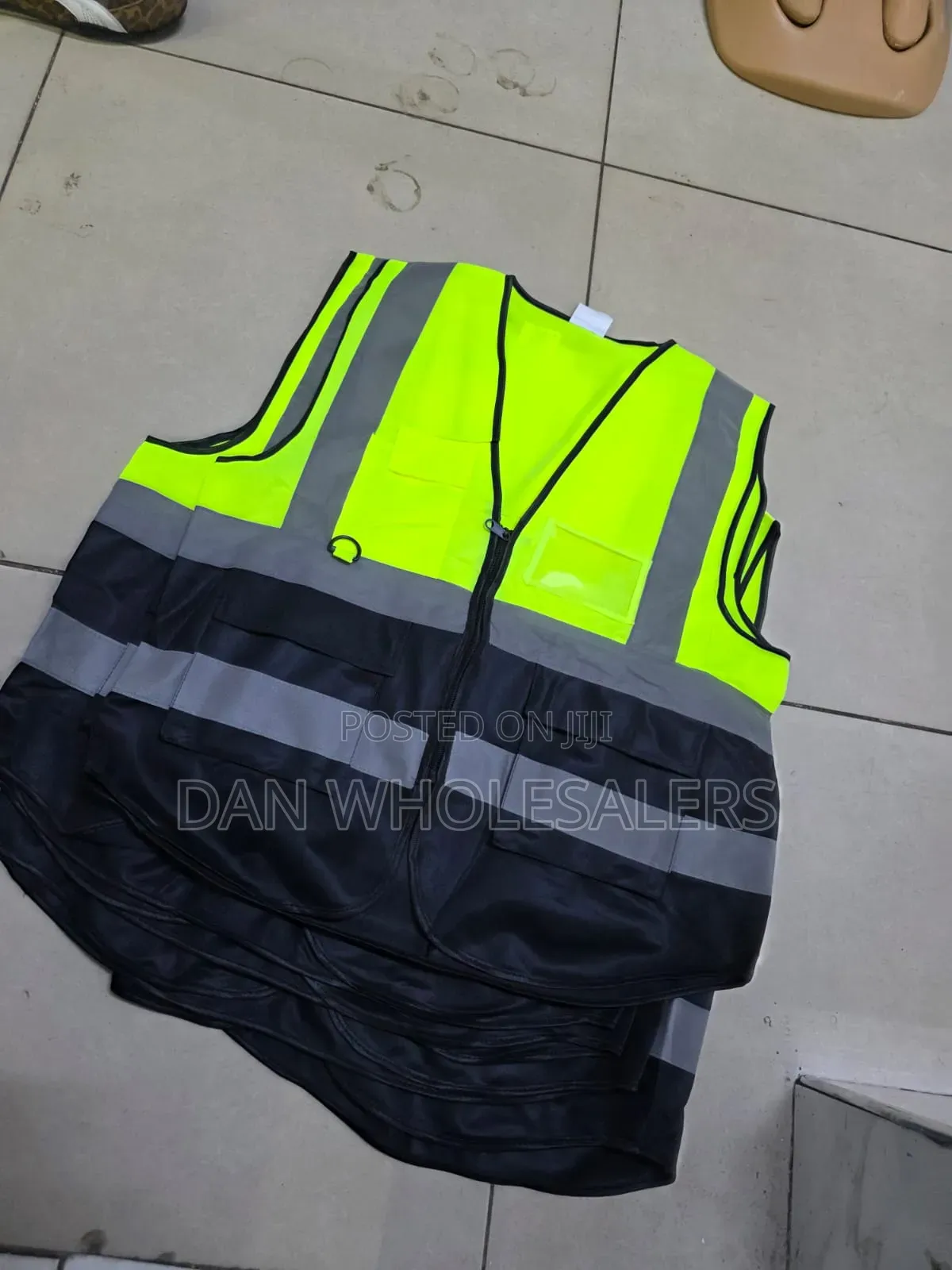 Executive Reflector/Reflector With Pockets Safety Gear